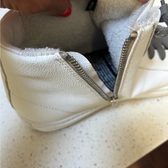 P448 Womens B Star Whiter Sneaker High Top Zipper Gray Laces Size 40 - Picture 9 of 10